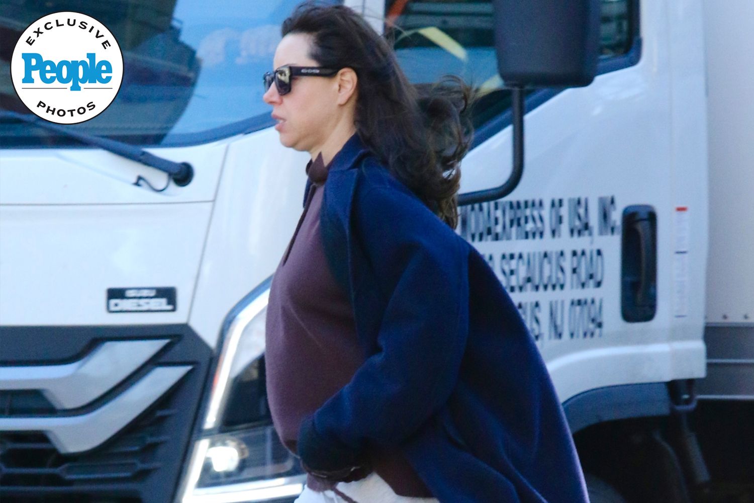 AUBREY PLAZA’S SHOCKING NEW BABY! Revisiting Her MESSY Love Life After Jeff Baena’s DEATH—Who IS Christopher Abbott?!