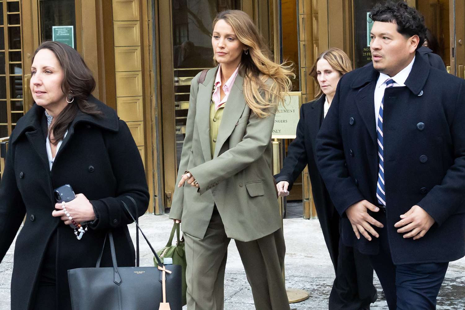 BLAKE LIVELY’S DESPERATE COURT BID: HIDING THE MEAN GIRL MOLD BEFORE BALDONI TRIAL EXPLOSION!