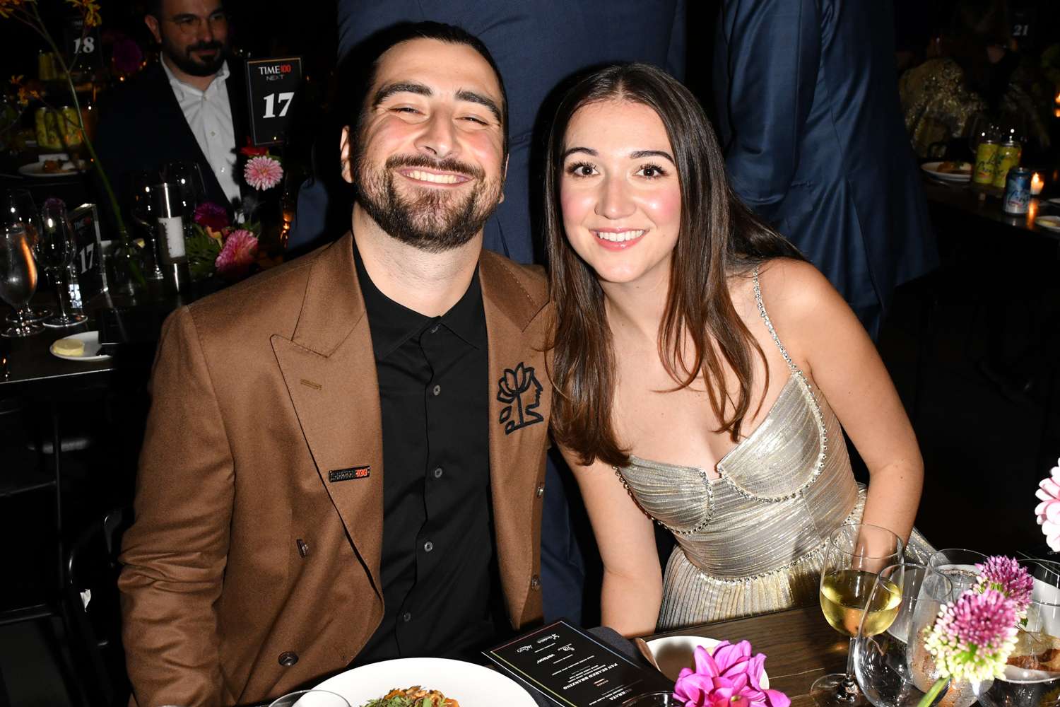 NOAH KAHAN LOCKED IT DOWN! INSIDE HIS SECRET WEDDING & THE WOMAN WHO SAVED HIM FROM THE STICK SEASON MADNESS!