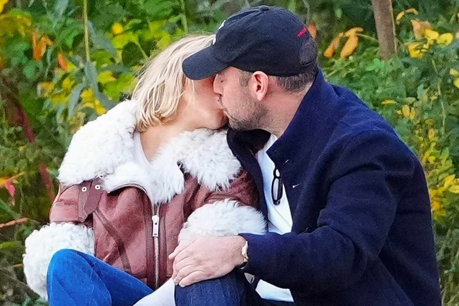 SCANDALOUS! Sydney Sweeney & Scooter Braun: Casual Fling or SECRET Wedding Bells?!