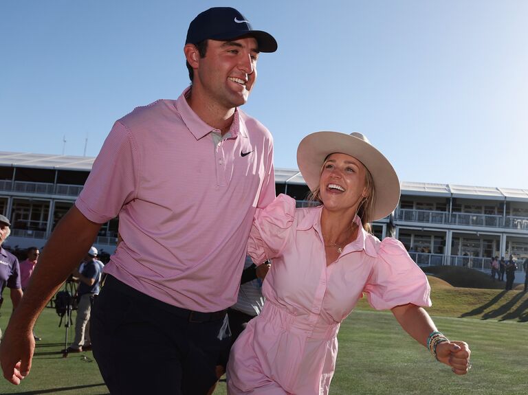 SCOTTIE & MEREDITH: The HOLY Marriage That's HIDING the REAL Drama Behind the Green Jacket!