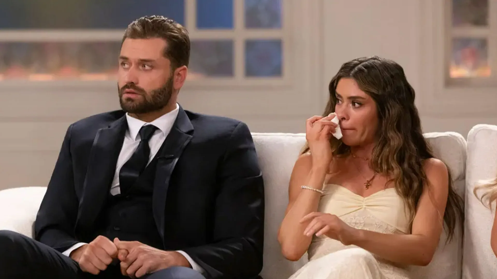 TAYLOR FRANKIE PAUL'S LATEST SHOCKER: VACAYING WHILE DAKOTA FIGHTS FOR THEIR SON!