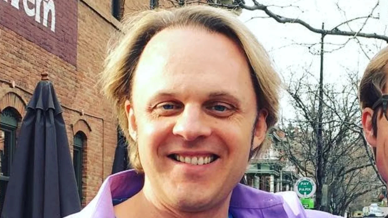 UFO SHOCKER: David Wilcock Found DEAD — Was He SILENCED?! Conspiracy World IN MELTDOWN!